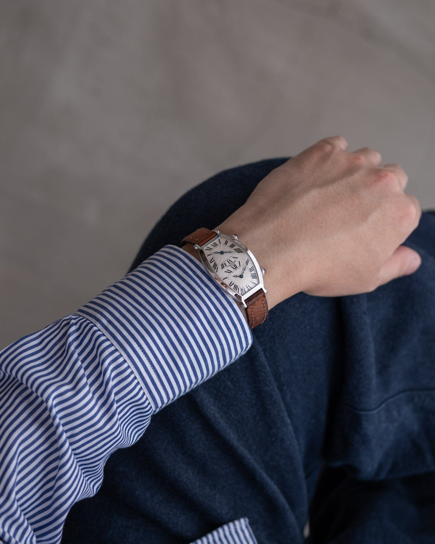 Cartier Tonneau 2459D Dual Time WG CPCP Watch CARTIER