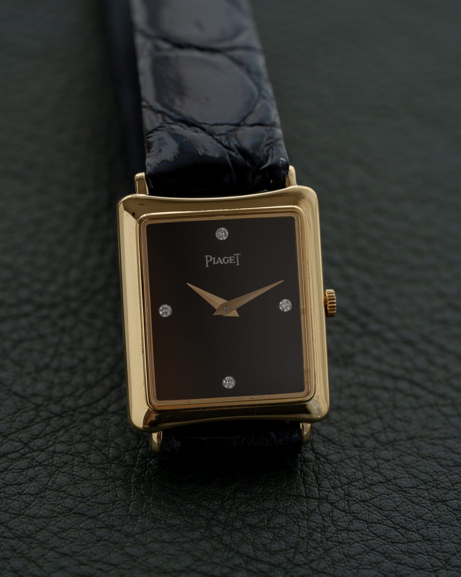 Piaget レクタングル 9254 YG ブラックダイアル 4Pダイヤ Watch PIAGET