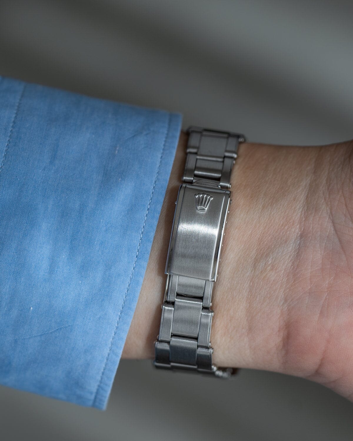 Rolex Oyster Perpetual Date 1501 Silver Dial with Riveted Bracelet Watch ROLEX