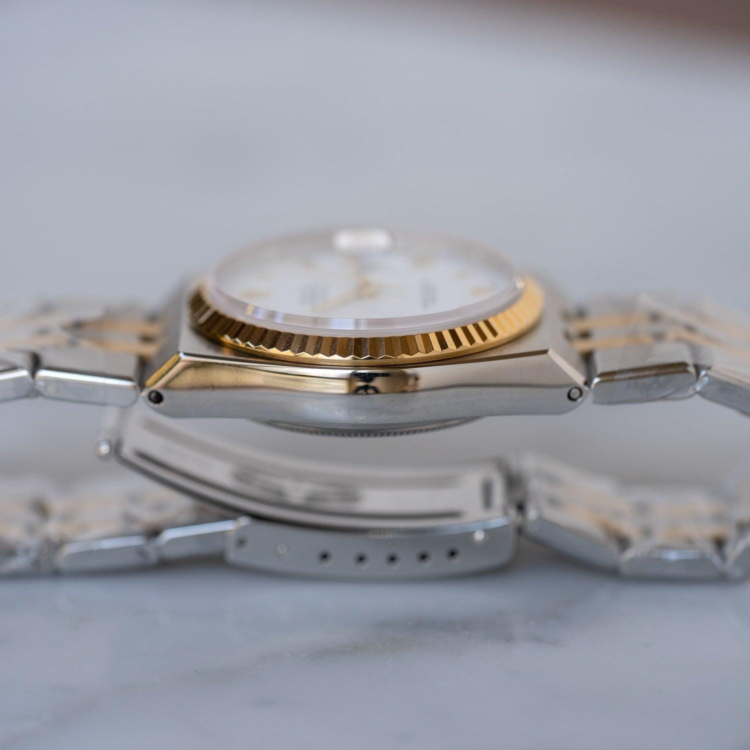 ROLEX OysterQuartz Datejust 17013 White Roman / ロレックス オイスタークォーツ デイトジャスト