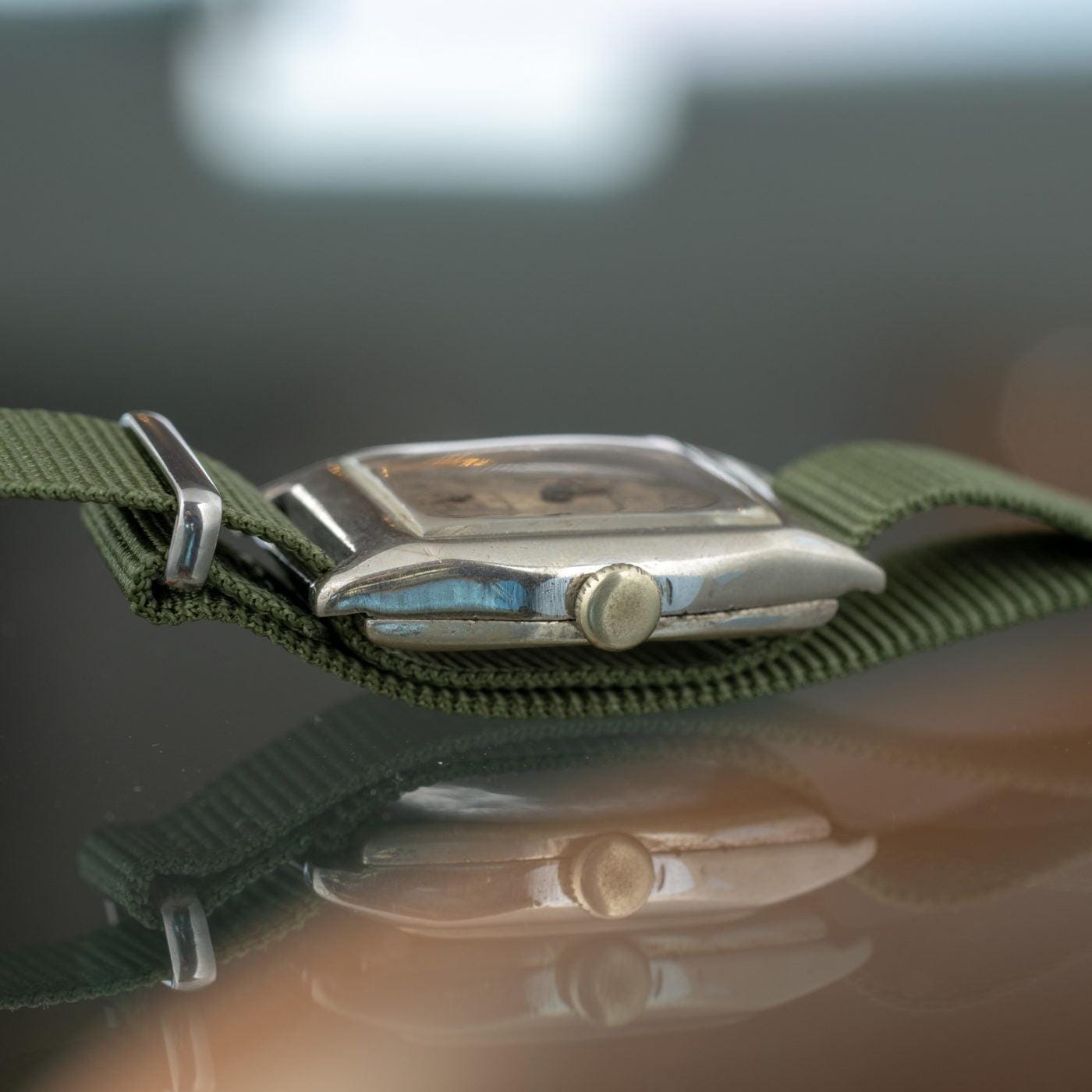 OMEGA Rectangle 1930s - Arbitro