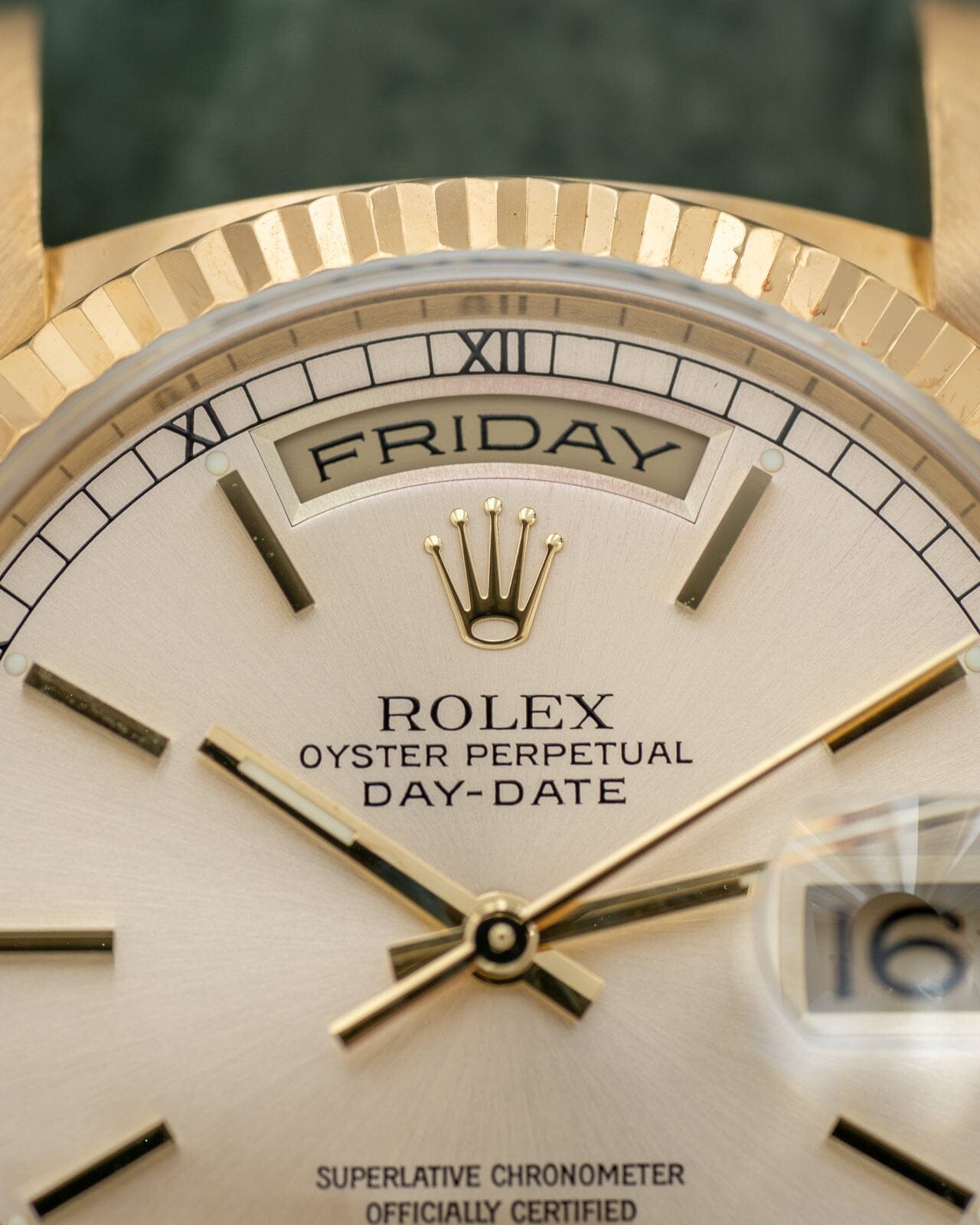 ロレックス デイデイト 18238 YG シルバースモールローマン Watch ROLEX