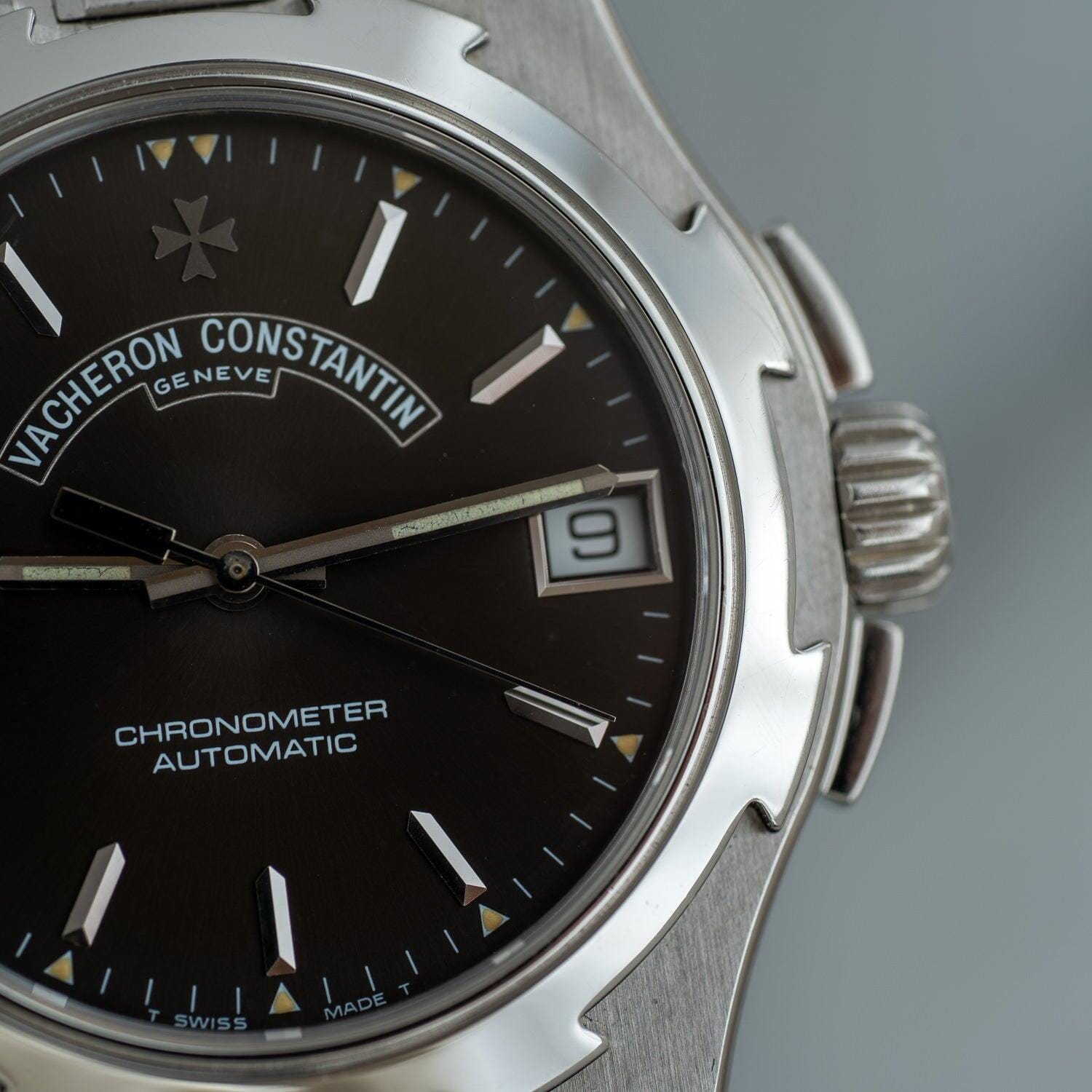 VACHERON CONSTANTIN Overseas 42050 Grey - Arbitro